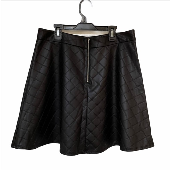 New Soprano Black A Line Mini Skirt Juniors XL - Picture 4 of 7